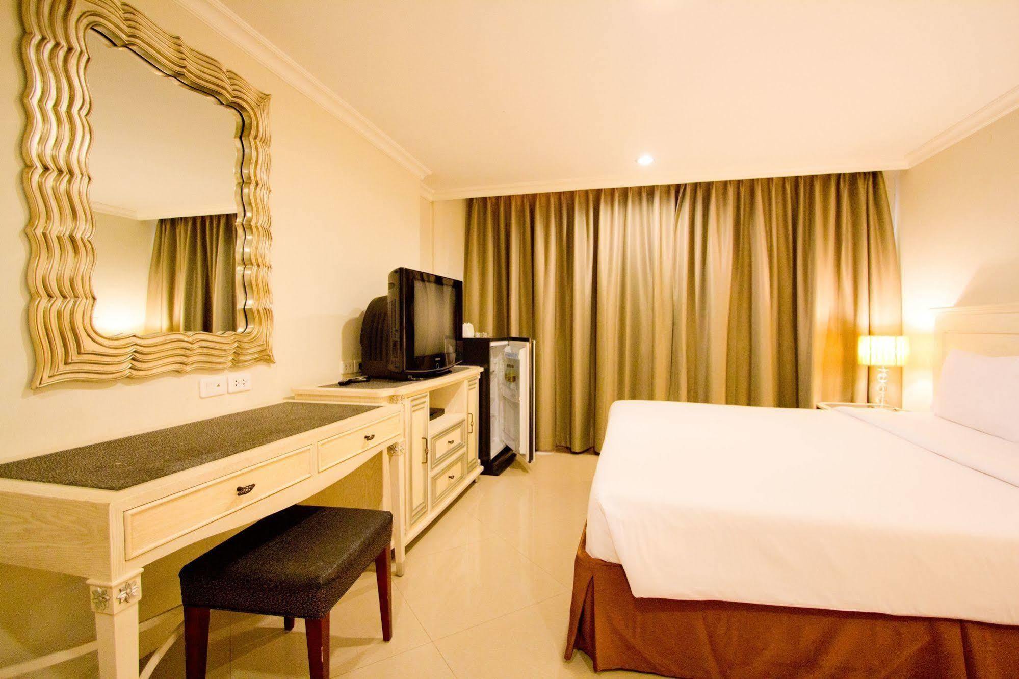 Lk Mansion Pattaya Exterior foto