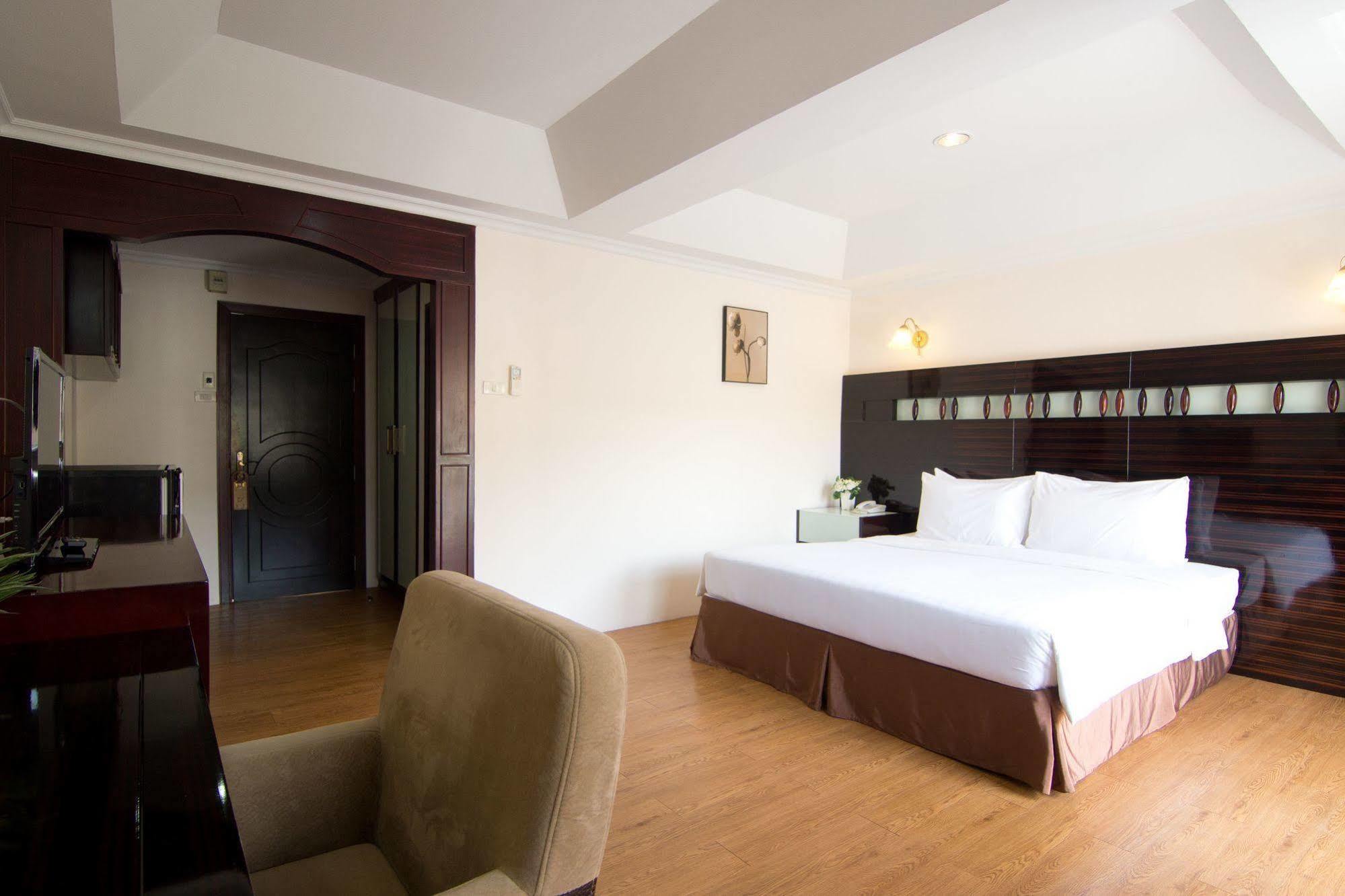 Lk Mansion Pattaya Exterior foto