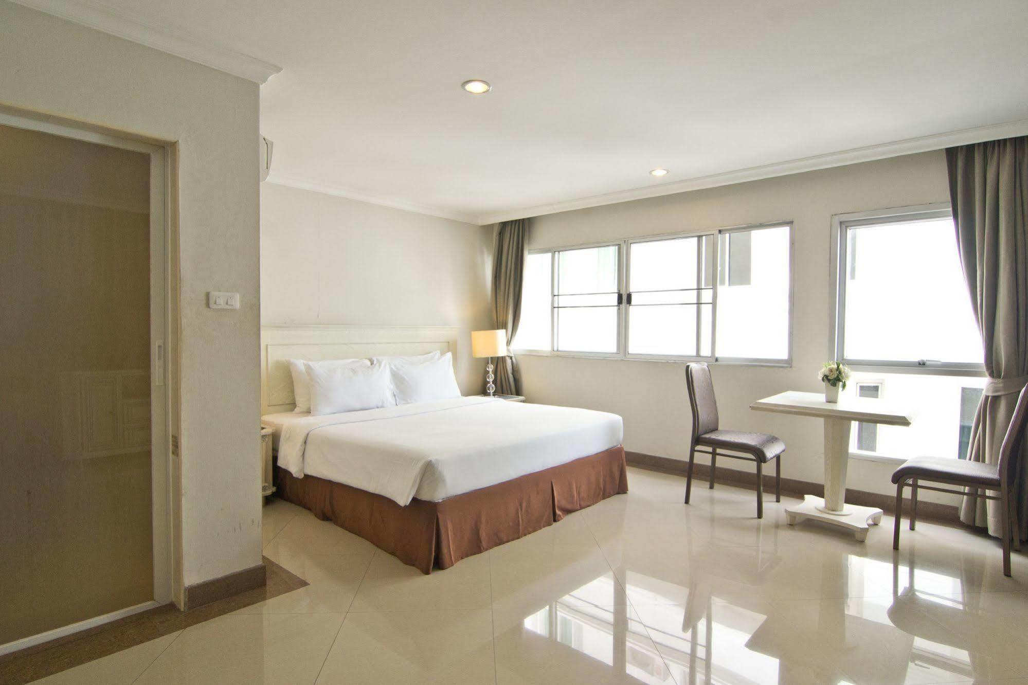 Lk Mansion Pattaya Exterior foto